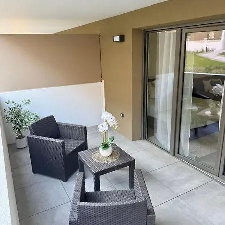 Cosy - Standing, Calme, Arbore, Parking, 15 Min De La Apartmán