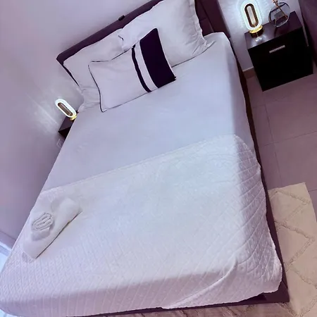 Apartmán Cosy - Standing, Calme, Arbore, Parking, 15 Min De La