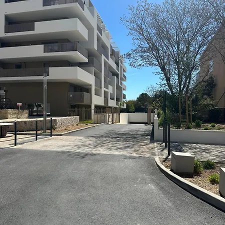 Cosy - Standing, Calme, Arbore, Parking, 15 Min De La Apartmán